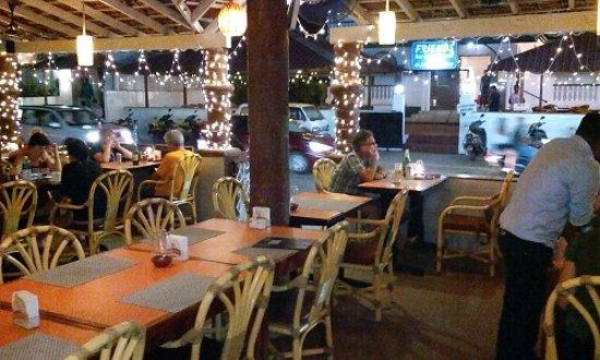 Foodland Bar & Restaurant